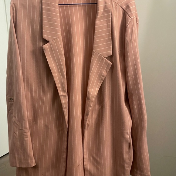 Stradivarius pink blazer with 2 slit pockets size L for women - Picture 2 of 6
